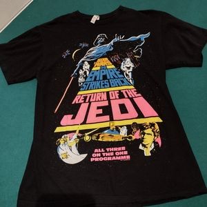 Star Wars Trilogy Shirt All Three On The One Programme Size Medium with Tag. In